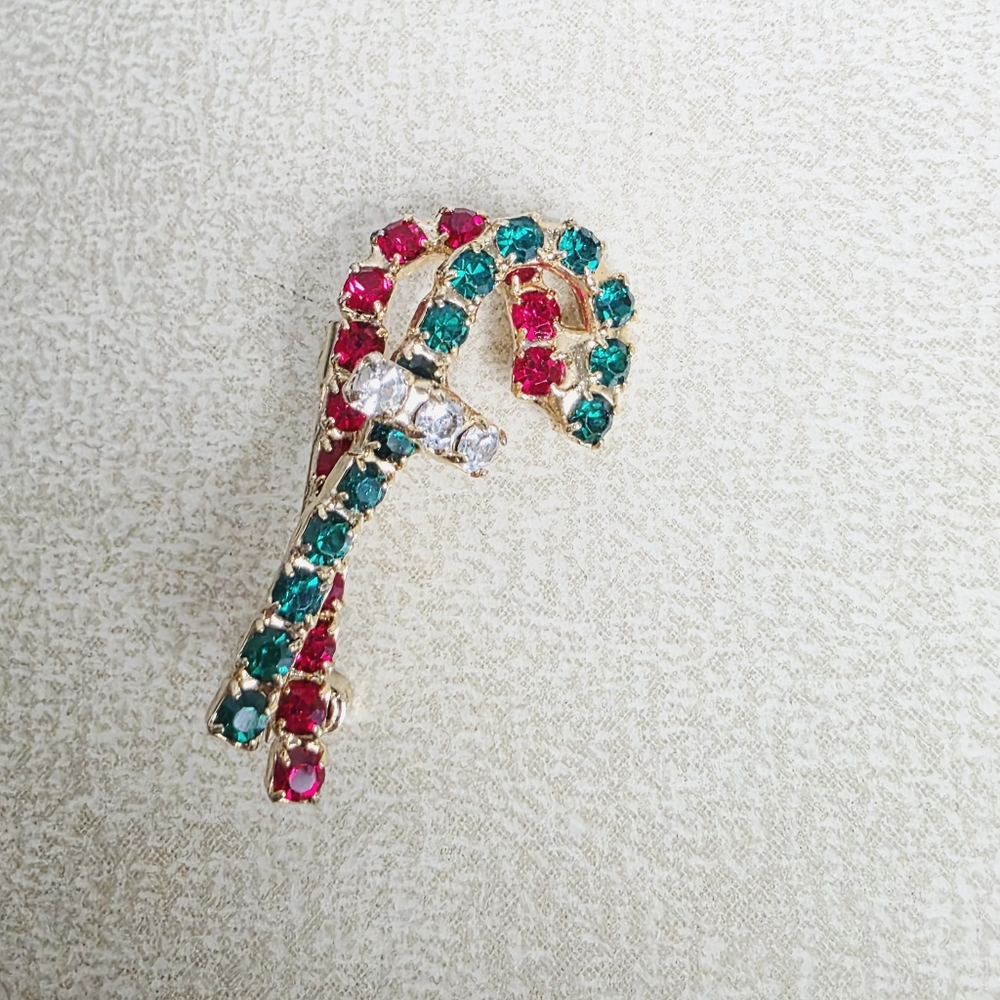 Vintage Cane Rhinestone Gold Tone Brooch